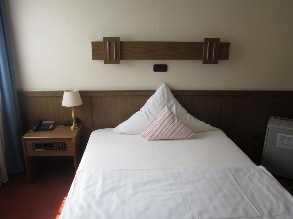 Hotel Princess Rodenbach  エクステリア 写真
